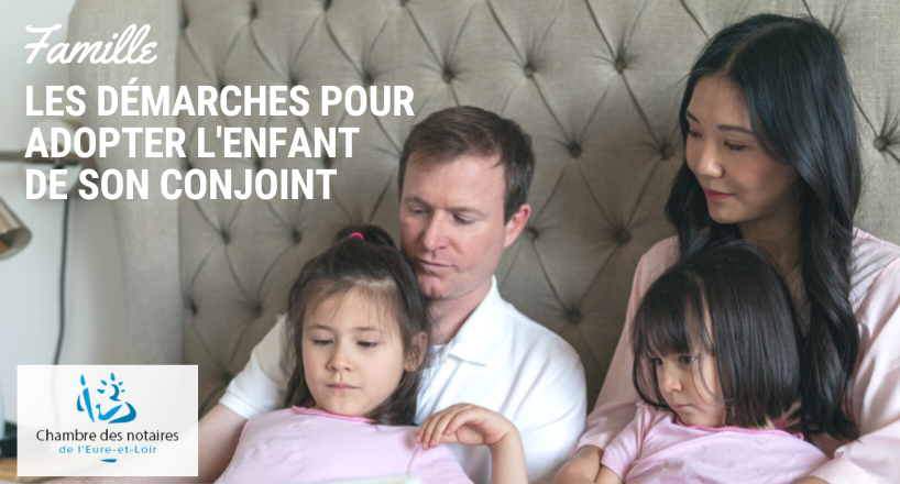 un couple avec des deux filles adoptives